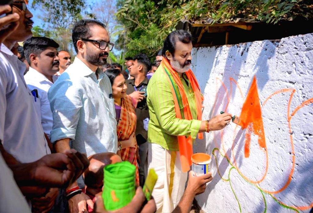Suresh Gopi taking part in a public political activity in Kerala alongside other party workers